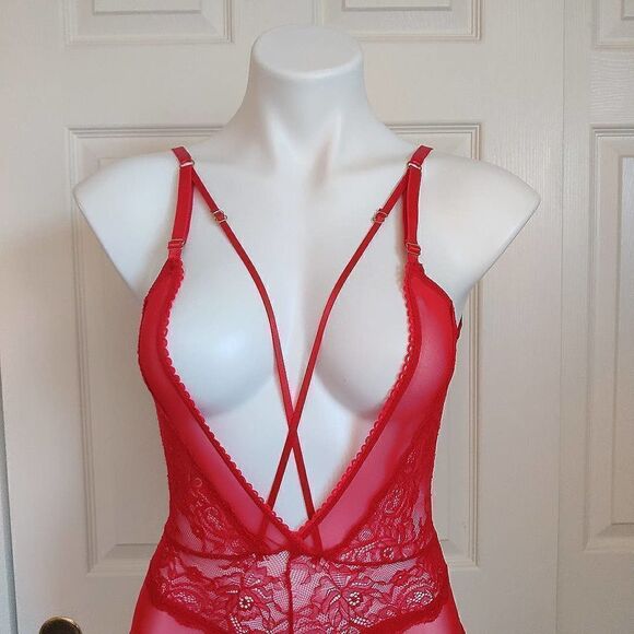 Oh la la Cheri Paris Red Viviane V-Plunge Lace Teddy sz M - Picture 7 of 15